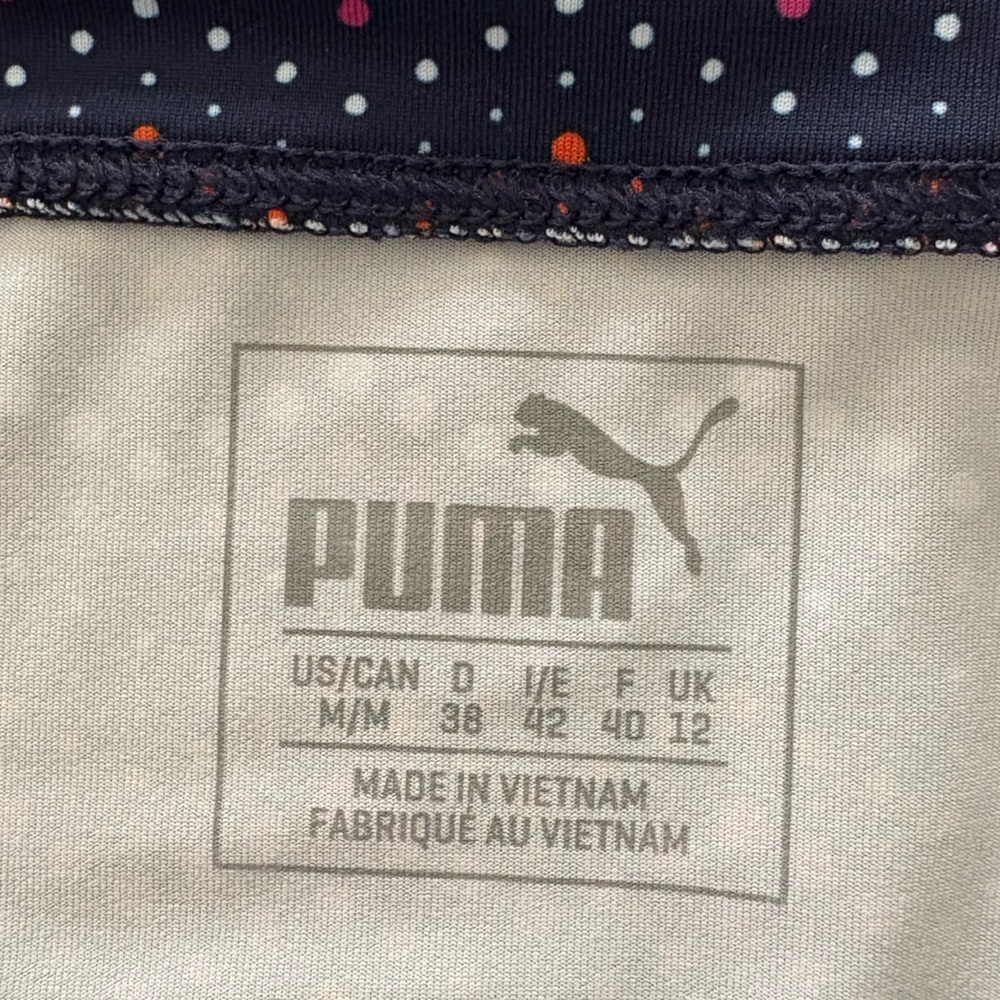 Puma golf/tennis skirt with detachable shorts. - Picture 4 of 5